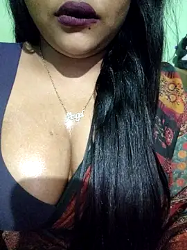 Snapshot of JIYA-04 chatting on April 2026 11:47:02 AM JIYA-04 online show from April 2026 11:47:02 AM