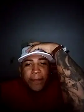 Snapshot of SOY0119DIEGO chatting on October 2025 01:22:01 AM SOY0119DIEGO online show from October 2025 01:22:01 AM