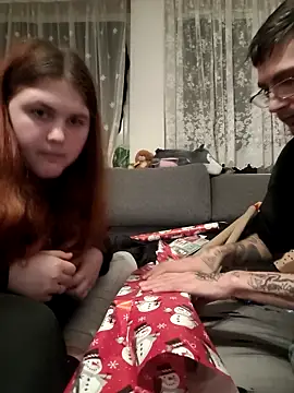 Snapshot of Engelundteufelchen23 chatting on December 2025 07:20:02 PM Engelundteufelchen23 online show from December 2025 07:20:02 PM