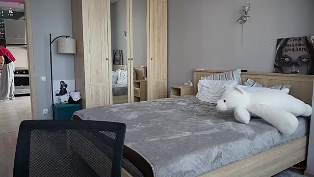 olivertasty online show from July 2026 12:42:02 PM