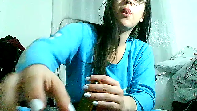 lareinalareinadelanal online show from October 2025 01:59:02 AM