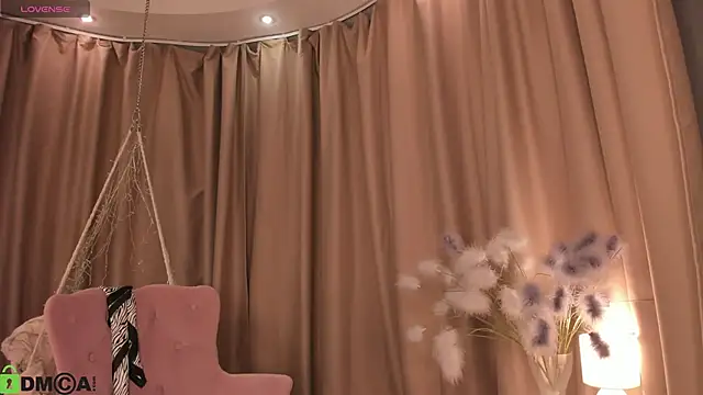 Naomi   Rias online show from November 2025 01:15:02 AM