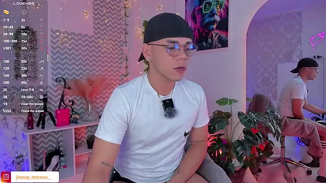 jhosepMoreno online show from April 2026 03:31:02 PM