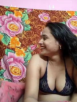 Seducing couple online show from March 2026 10:33:02 AM