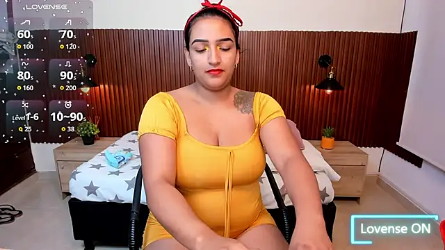 Snapshot of ElectraRose_ chatting on December 2025 11:58:02 AM ElectraRose online show from December 2025 11:58:02 AM