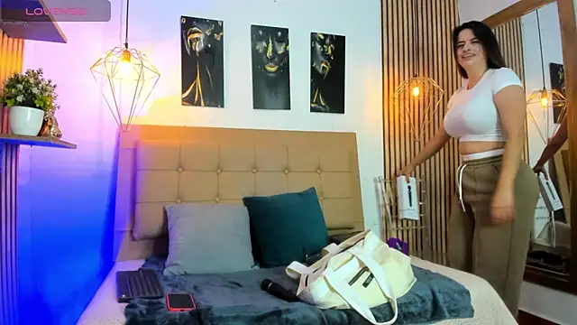  samanthaa foxx online show from November 2025 11:42:02 AM