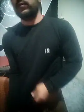 Kartikkartik8595 online show from January 2026 09:57:01 PM