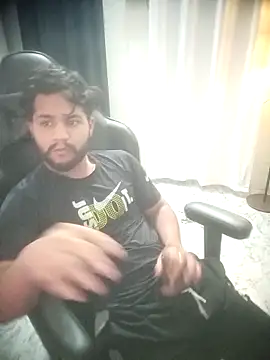 Kartikkartik8595 online show from March 2026 10:31:01 AM