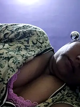 Snapshot of papukurty chatting on May 2026 06:04:02 PM papukurty online show from May 2026 06:04:02 PM