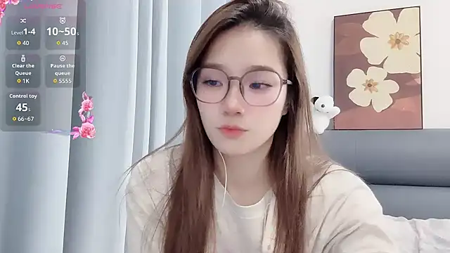 yuyu 77 online show from November 2025 03:45:01 PM