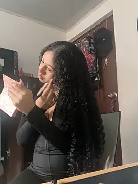 jadee8 online show from April 2026 09:38:01 PM