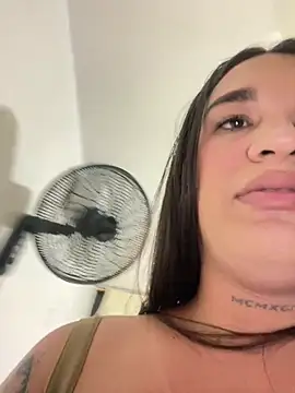 Snapshot of Sweet_vicky_hot chatting on November 2025 07:12:01 PM Sweet vicky hot online show from November 2025 07:12:01 PM