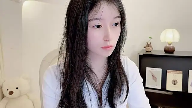 Snapshot of Onechestnut chatting on November 2025 06:13:01 AM Onechestnut online show from November 2025 06:13:01 AM