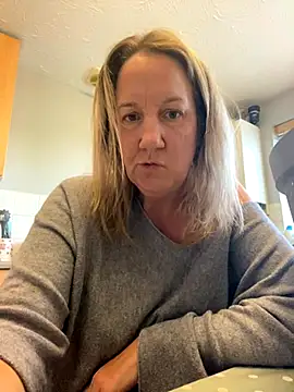 Snapshot of X-Victoria-X chatting on October 2025 03:54:01 PM X-Victoria-X online show from October 2025 03:54:01 PM