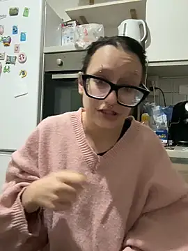 severingratty online show from October 2025 05:19:02 PM