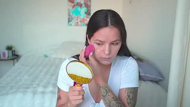 Snapshot of EwelynScott chatting on September 2025 04:02:02 AM EwelynScott online show from September 2025 04:02:02 AM