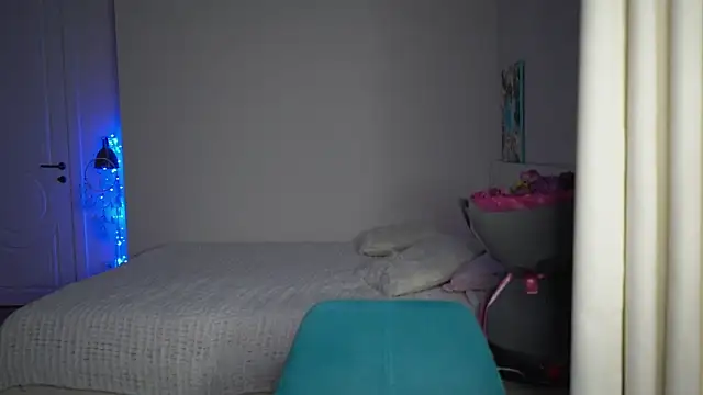 Snapshot of EwelynScott chatting on November 2025 06:03:02 PM EwelynScott online show from November 2025 06:03:02 PM