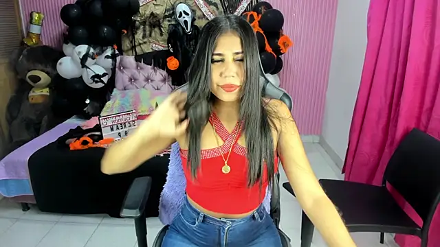 Snapshot of Mindy_19 chatting on November 2025 11:00:01 AM Mindy 19 online show from November 2025 11:00:01 AM