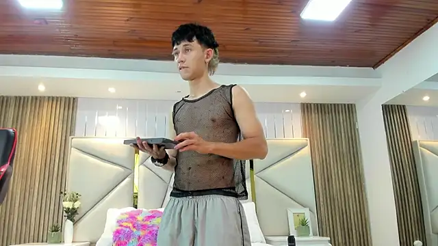 Michael blue online show from October 2025 07:46:02 PM