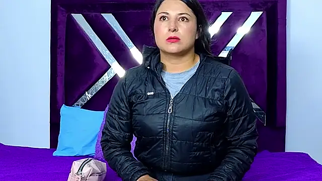 Snapshot of cuteeimy chatting on November 2025 06:51:01 PM cuteeimy online show from November 2025 06:51:01 PM