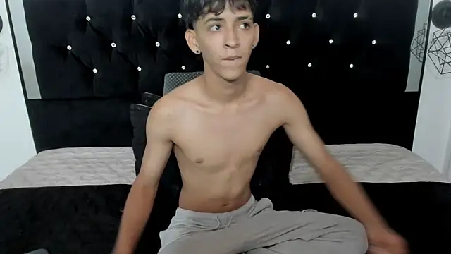 Sebas cat online show from February 2026 02:48:01 AM