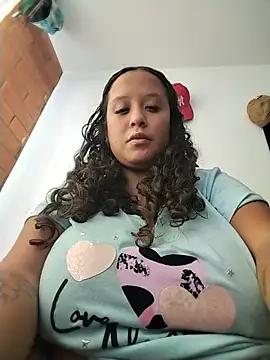 Snapshot of You-sexy-starr chatting on May 2026 04:04:02 PM You-sexy-starr online show from May 2026 04:04:02 PM
