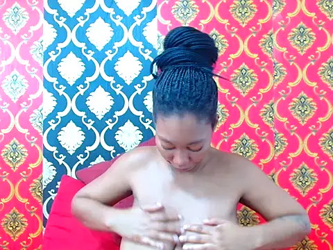 yourperfectcrush online show from November 2025 06:19:01 PM