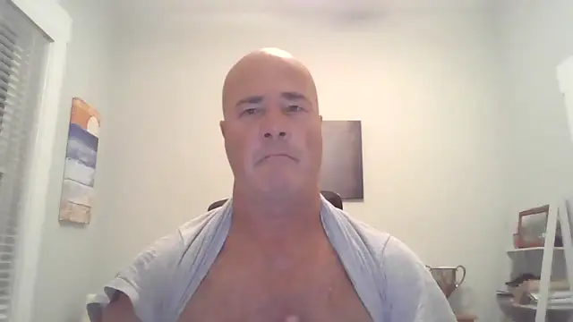 Snapshot of cyclone1212 chatting on November 2025 10:25:01 AM cyclone1212 online show from November 2025 10:25:01 AM