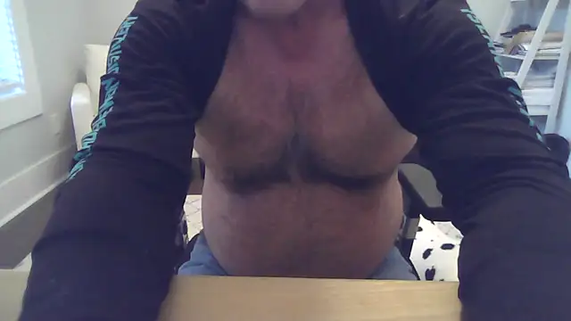 Snapshot of cyclone1212 chatting on November 2025 11:49:02 AM cyclone1212 online show from November 2025 11:49:02 AM