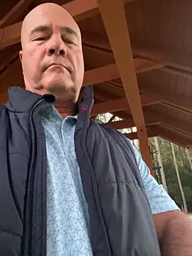 Snapshot of cyclone1212 chatting on November 2025 11:54:02 AM cyclone1212 online show from November 2025 11:54:02 AM