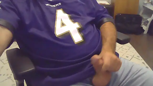 Snapshot of cyclone1212 chatting on November 2025 10:26:02 AM cyclone1212 online show from November 2025 10:26:02 AM