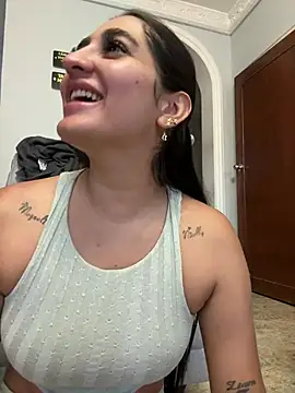 Snapshot of JasmineRhodes chatting on July 2026 12:34:01 PM JasmineRhodes online show from July 2026 12:34:01 PM