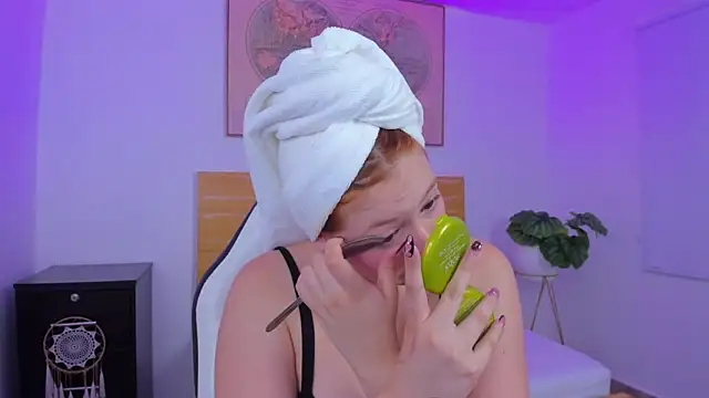 kitty sweeety  online show from March 2026 12:32:01 PM