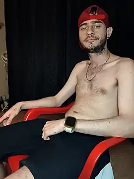 Snapshot of bigcockwhite777 chatting on November 2025 02:45:02 AM bigcockwhite777 online show from November 2025 02:45:02 AM