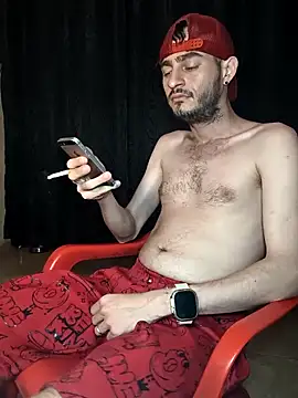 Snapshot of bigcockwhite777 chatting on November 2025 01:04:01 AM bigcockwhite777 online show from November 2025 01:04:01 AM