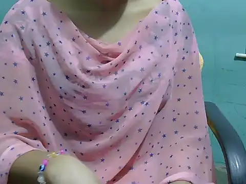 Snapshot of lovely_soniya chatting on November 2025 04:44:02 AM lovely soniya online show from November 2025 04:44:02 AM