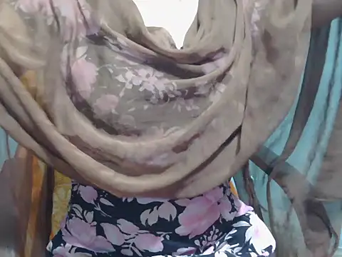 Snapshot of lovely_soniya chatting on November 2025 05:28:02 AM lovely soniya online show from November 2025 05:28:02 AM