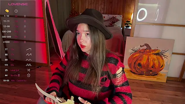 Snapshot of PlumyBun chatting on October 2025 01:12:01 PM PlumyBun online show from October 2025 01:12:01 PM