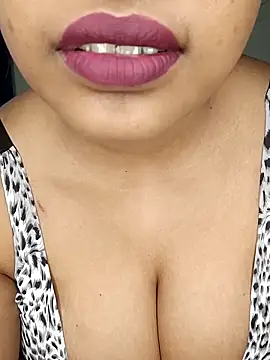 sex-withcouple online show from February 2026 03:07:02 AM