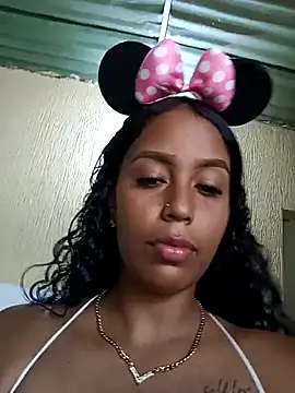 Snapshot of Fernanda30 chatting on March 2026 05:41:01 PM Fernanda30 online show from March 2026 05:41:01 PM