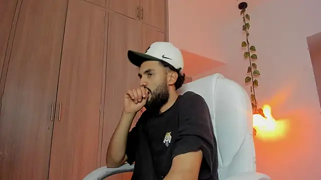 Snapshot of Ryan_Jackson_ chatting on September 2025 11:26:02 PM Ryan Jackson  online show from September 2025 11:26:02 PM