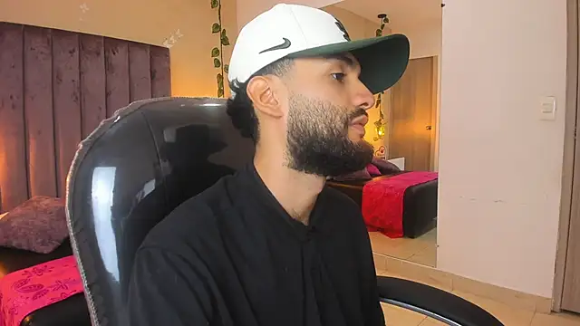 Ryan Jackson  online show from November 2025 04:13:02 AM