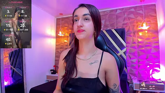 Snapshot of LexiVie_ chatting on October 2025 11:14:01 PM LexiVie online show from October 2025 11:14:01 PM