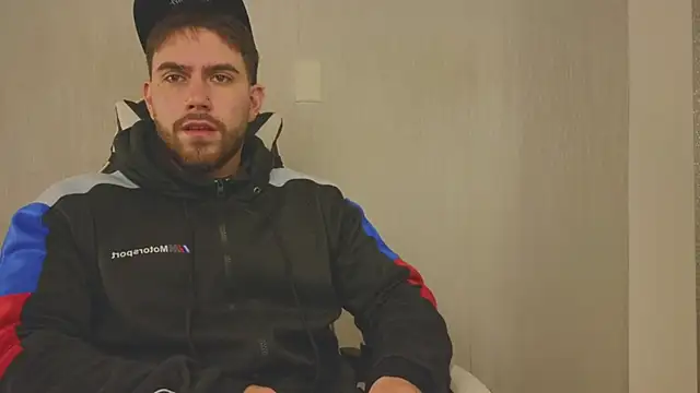 Snapshot of Ades_Lowe chatting on October 2025 11:56:02 AM Ades Lowe online show from October 2025 11:56:02 AM