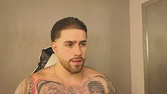 Snapshot of Ades_Lowe chatting on November 2025 05:56:02 PM Ades Lowe online show from November 2025 05:56:02 PM