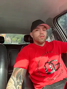 Snapshot of Ades_Lowe chatting on November 2025 03:01:01 PM Ades Lowe online show from November 2025 03:01:01 PM