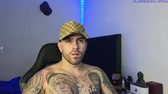 Ades Lowe online show from January 2026 10:02:02 PM