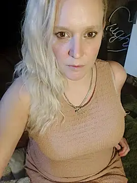 Snapshot of Bouncy-Bella28X chatting on October 2025 11:09:01 AM Bouncy-Bella28X online show from October 2025 11:09:01 AM