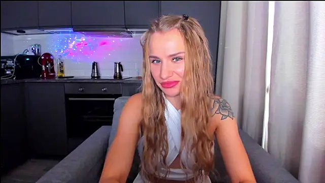 Snapshot of MashaFromRussia__ chatting on September 2025 07:41:01 AM MashaFromRussia   online show from September 2025 07:41:01 AM