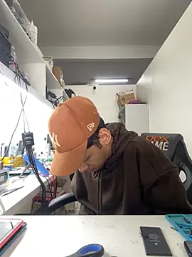 Oqui online show from March 2026 07:41:02 PM